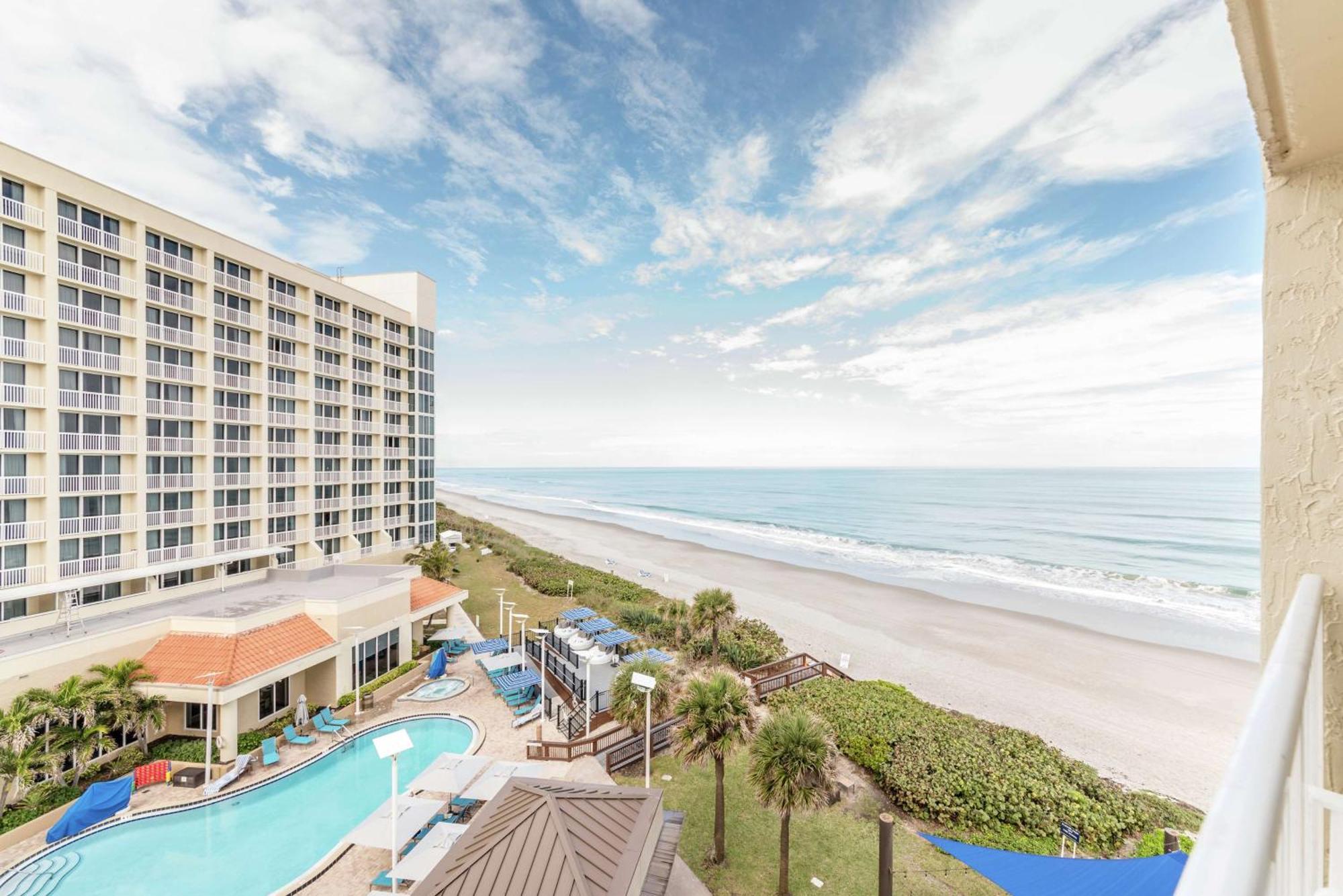 Hilton Melbourne Beach Oceanfront Exteriör bild